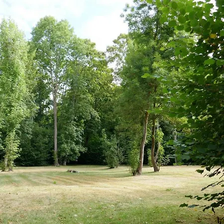 Le Manoir De Homestay *
