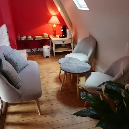Homestay Le Manoir De Louviers