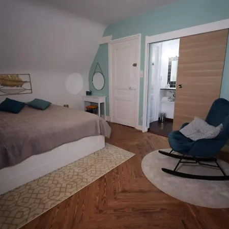 Le Manoir De Pansiyon Louviers