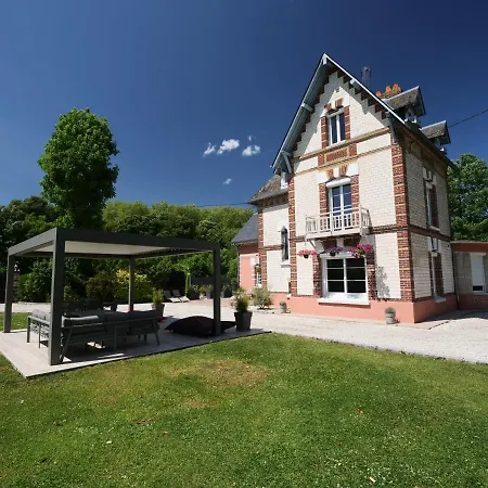 Le Manoir De Homestay *