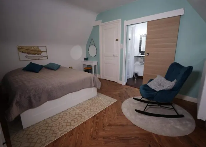 Le Manoir De Homestay Louviers