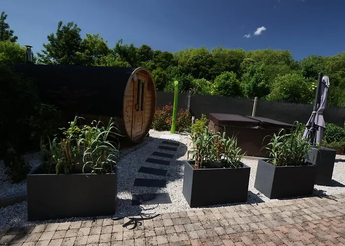 Homestay Le Manoir De *